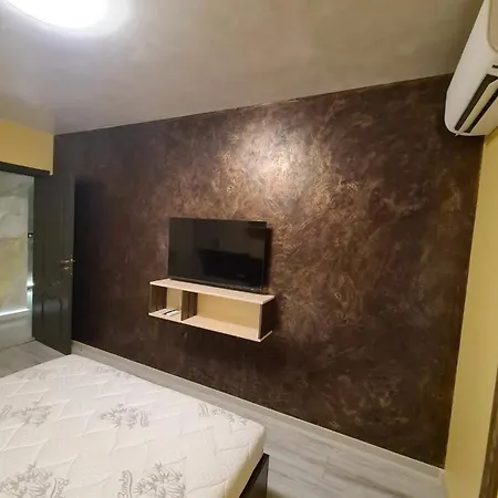 Fully Furnished Apartment- B8 Lägenhet Varna